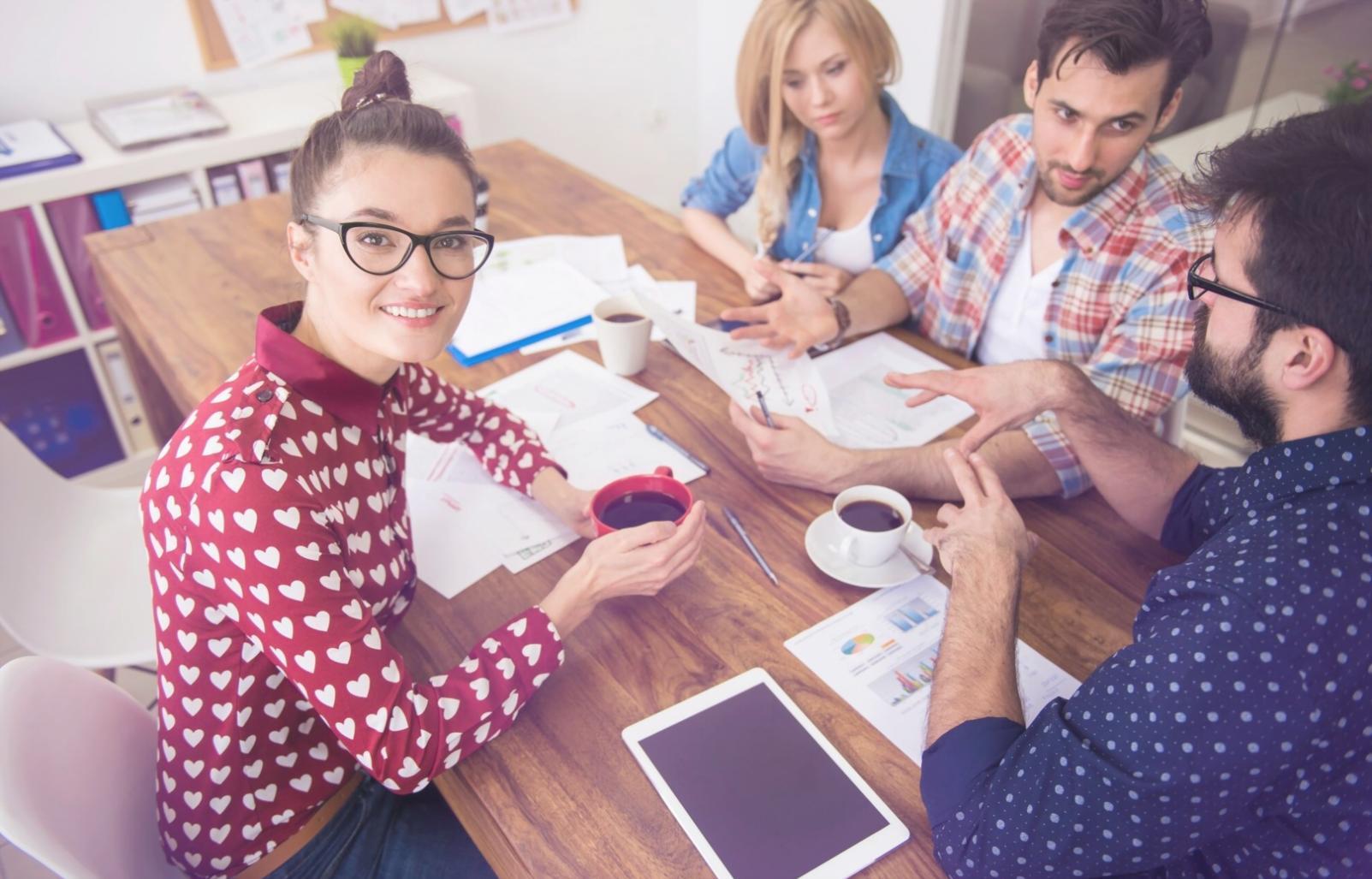 Team collaboration in financial planning session